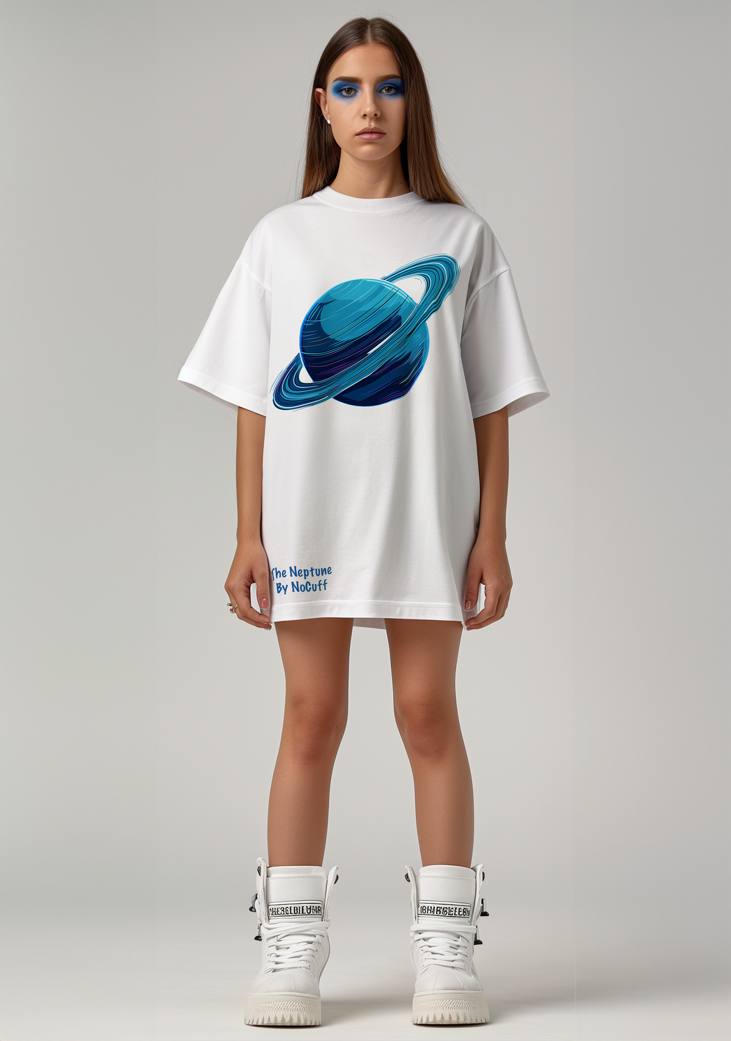 The Neptune - Oversized women's Tshirt