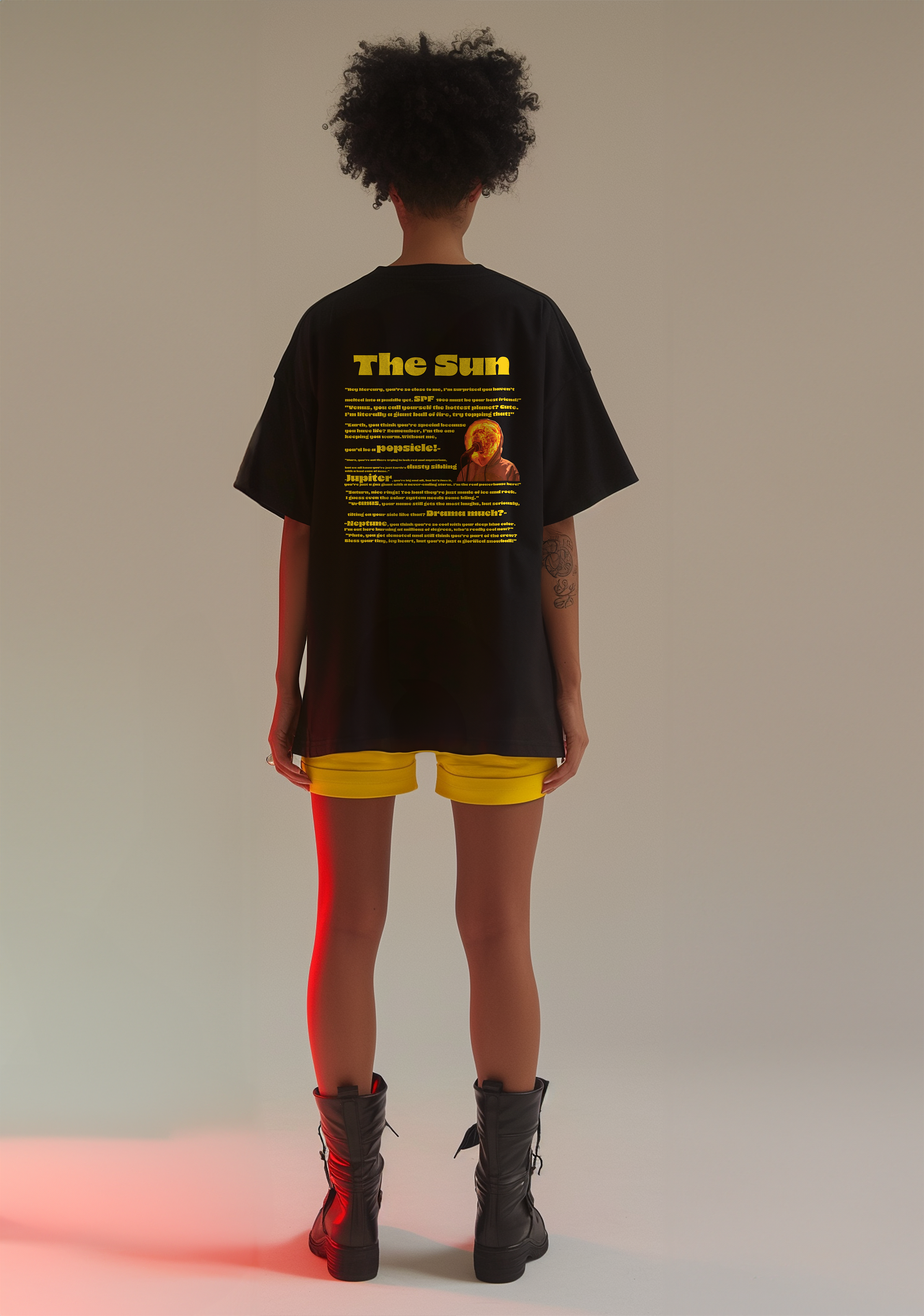 The Sun - Oversized women's Tshirt